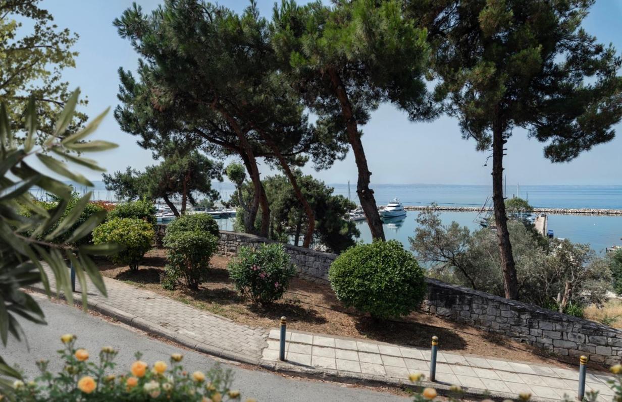 New! By The Sea Apartment Rohini Salonicco Esterno foto